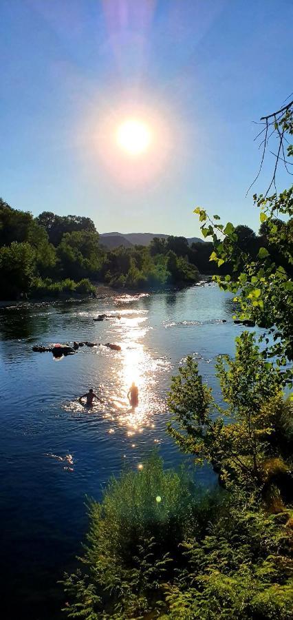 Gite 4 - Le Razal Vallon-Pont-dʼArc Zewnętrze zdjęcie
